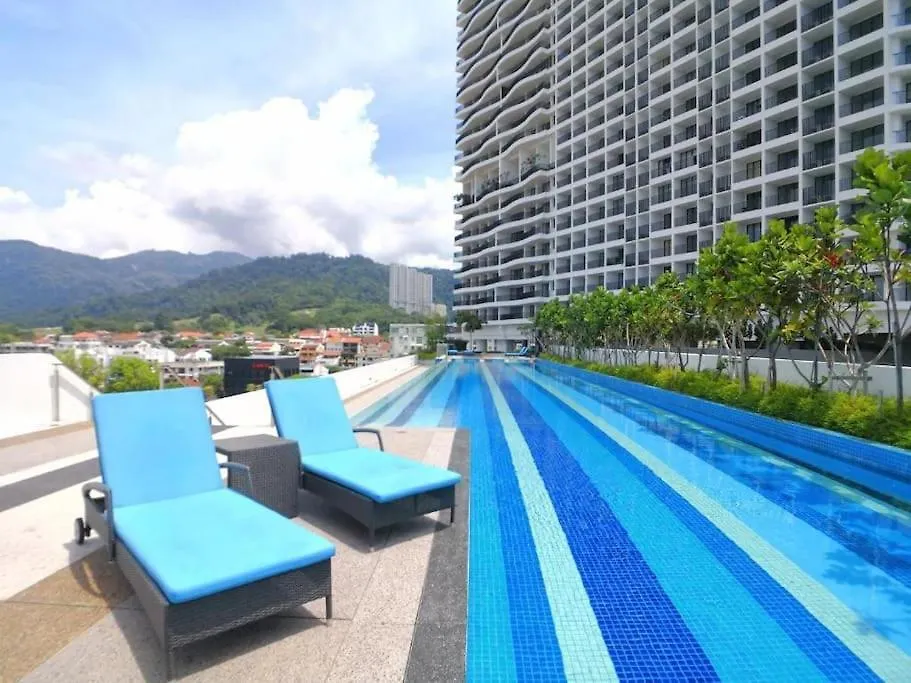 Deluxe Seaview Suite Twin Bed By The Only Bnb Tanjung Tokong Malaysia